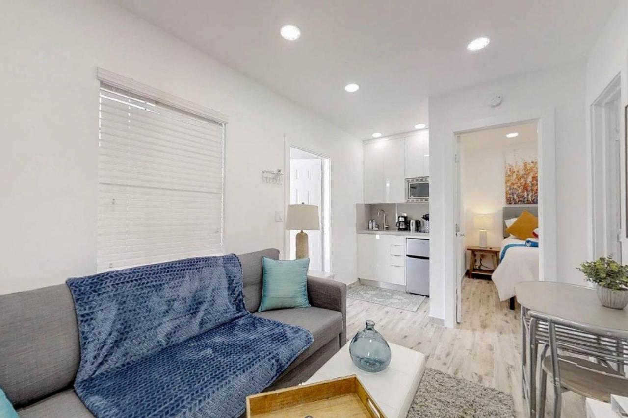 Chick & Fashionable 1 Bedroom Apt Beach Unit # 4 Hollywood Bagian luar foto